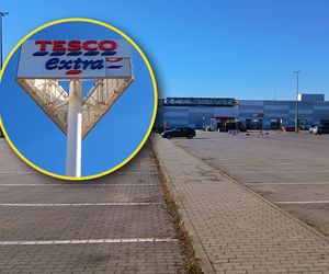 Wciąż widać pamiątki po dawnym Tesco. Na Pomorzanach powstaje zupełnie nowy obiekt. Co w nim będzie?