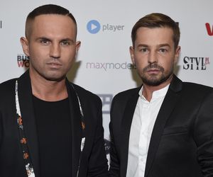 Ich fryzjerskie rewolucje budziły ogromne emocje! Wierzbicki i Schmidt wracają. Ostre cięcie znów w TV