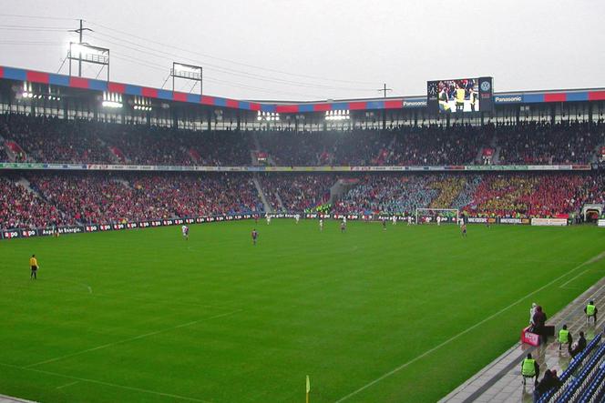 Mecz rozegrano na stadionie St. Jakob-Park
