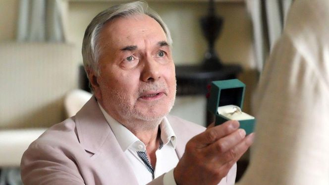 	Barwy szczęścia odc. 3122. Józefina Rawiczowa (Elżbieta Jarosik), Andrzej Zastoja-Modelski (Leon Charewicz)