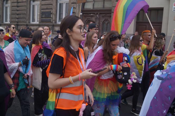 II Marsz Równości w Bydgoszczy pod hasłem "Wybierz miłość” [ZDJĘCIA]