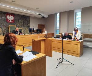 Wykładowczyni z Krakowa przed sądem. Oskarżona o znęcanie się nad karpiami!