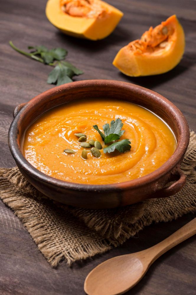 Jesienią warto pokochać zupy. Oto 3 rozgrzewające przepisy, które zawsze się udają