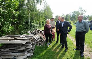 Premier Tusk spotkał się z rolnikami z Mazowsza poszkodowanymi przez nawałnicę