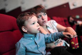 Czy warto chodzić z dzieckiem do kina i teatru? 5 argumentów na TAK