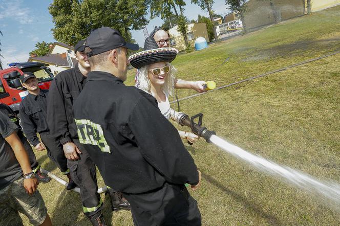 Margaret saszalała ze splashem! 