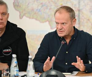 Powódź 2024. Sztab kryzysowy z udziałem premiera. Donald Tusk zaniepokojony sprzecznymi informacjami dot. Wrocławia