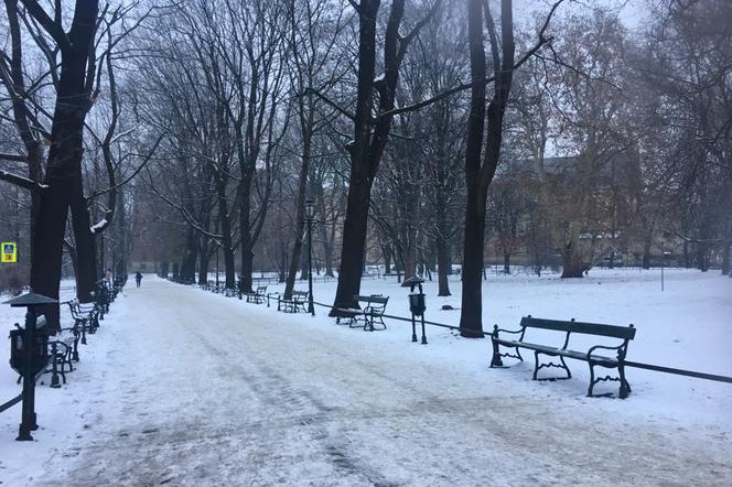 Kraków w smogu. Miejscami dopuszczalny poziom pyłów przekroczony ponad trzykrotnie! [17.12.2018]