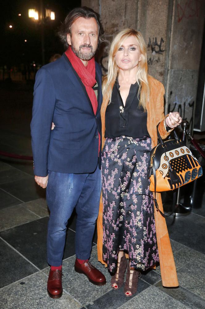 MONIKA OLEJNIK, TOMASZ ZIÓŁKOWSKI