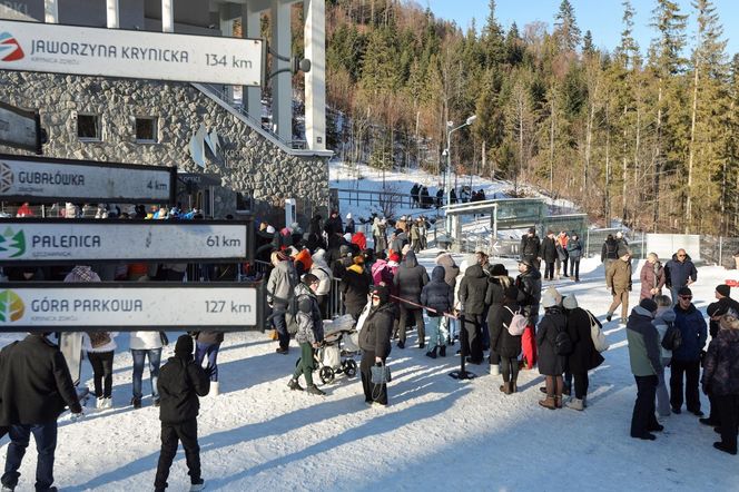 Zakopane pełne turystów w okresie świąteczno-noworocznym