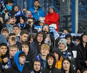 Lech Poznań - Widzew Łódź. Kibice Kolejorza wierzyli w wygraną, ale się zawiedli. Widzew wypunktował Lecha