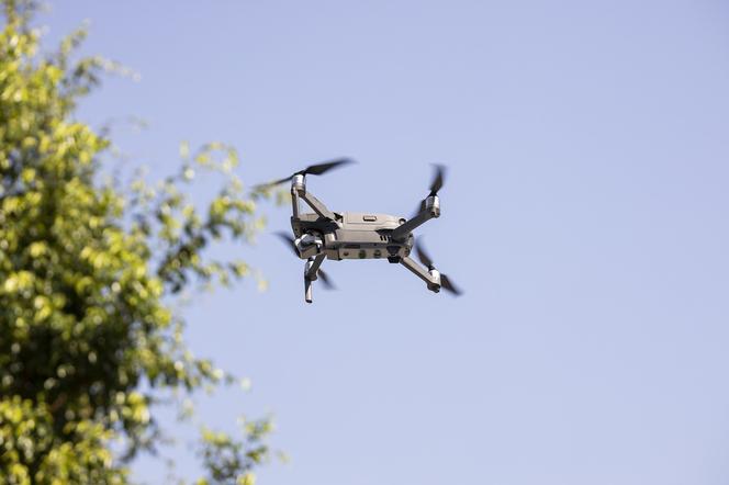 Drony wkraczają do walki z koronawirusem. Pomogą w transporcie wymazów i próbek