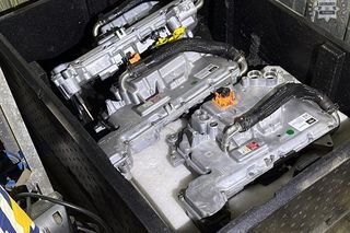 Włamywali się i okradali pociągi towarowe. Straty liczone są w milionach. Zatrzymano 9 osób