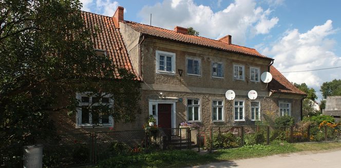 Mazury czy Warmia? Odkryj niezwykłą wieś na pograniczu, która zachwyca historią!