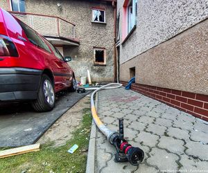 Wybuch gazu w Pszowie. 79-latek z poparzeniami zabrany śmigłowcem LPR do szpitala