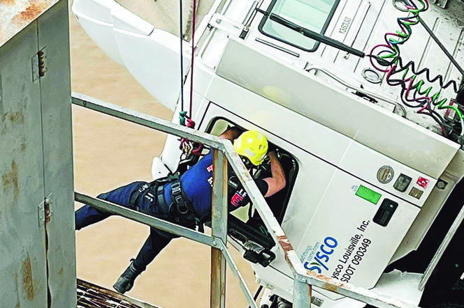 Dramatyczna akcja ratownicza nad rzeką Ohio