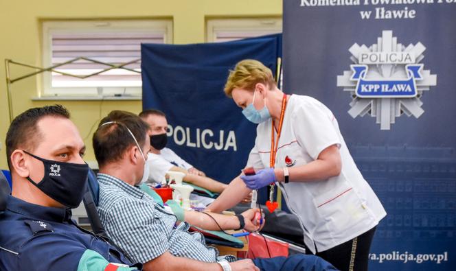 Zbiórka krwi dla Michała. Mundurowi z Iławy oddali aż 24 litry