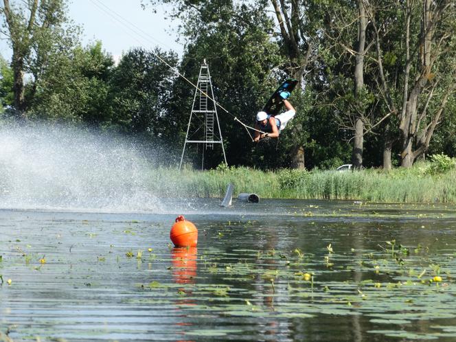 WAKE PARK