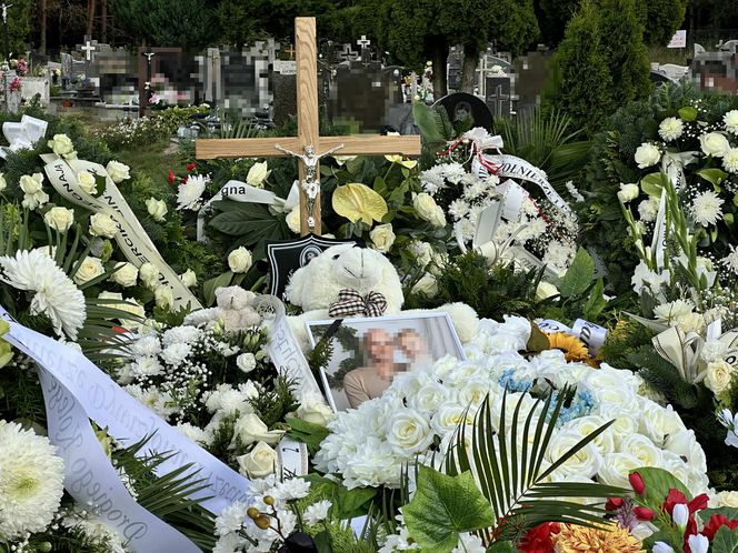 Ojciec i 2-letni synek spoczęli w jednej trumnie