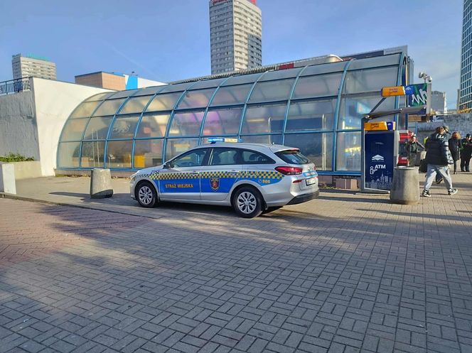 Wstrzymany ruch na jednej linii