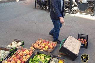 Nielegalny handel na Stawowej w Katowicach ZDJĘCIA