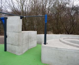 Potworki ursynowskie robią furorę w sieci. Mieszkańcy dzielnicy podzieleni. „Kto na to pozwalał”