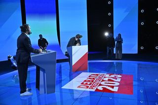 Relacjonujemy starcie Rafała Trzaskowskiego i Karola Nawrockiego