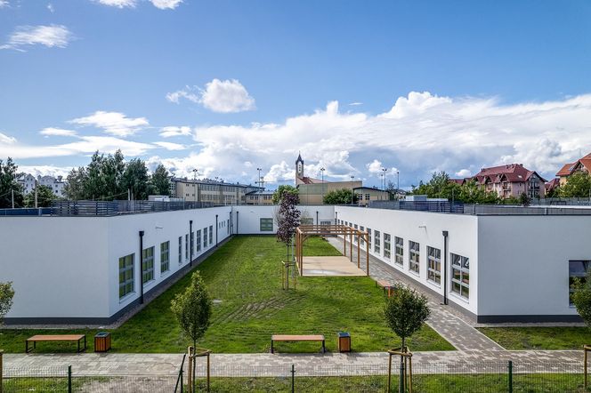 Nowy budynek Zespołu Szkół Ogólnokształcących nr 2 w Gdańsku