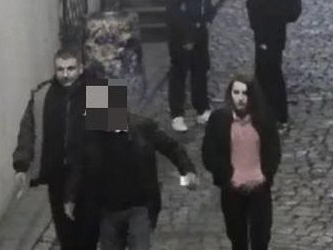 Te osoby są podejrzane o rozbój w centrum Rzeszowa