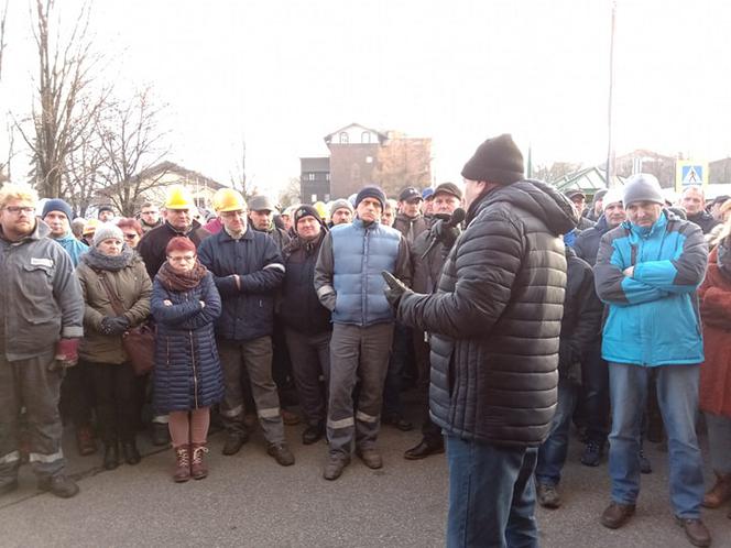 Wiec poparcia dla pracowników Huty Pokój