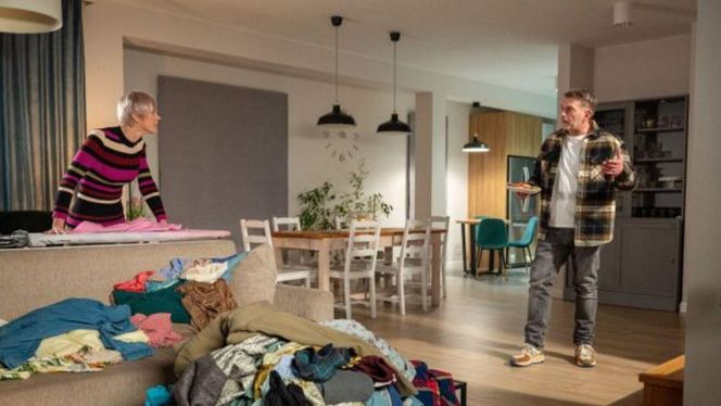 Na sygnale odc. 731. Wiktor Banach (Wojciech Kuliński), Anna Reiter (Lea Oleksiak)