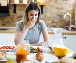 To typowe objawy raka jajnika. Pojawiają się w trakcie posiłku, dlatego łatwo je zlekceważyć