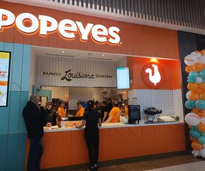 Kolejka czekała od 5 rano. Byliśmy na otwarciu Popeyes w Gdyni 