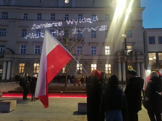 Marsz Pamięci Żołneirzy Wyklętych w Lublinie. Wcześniej odbył się laserowy pokaz