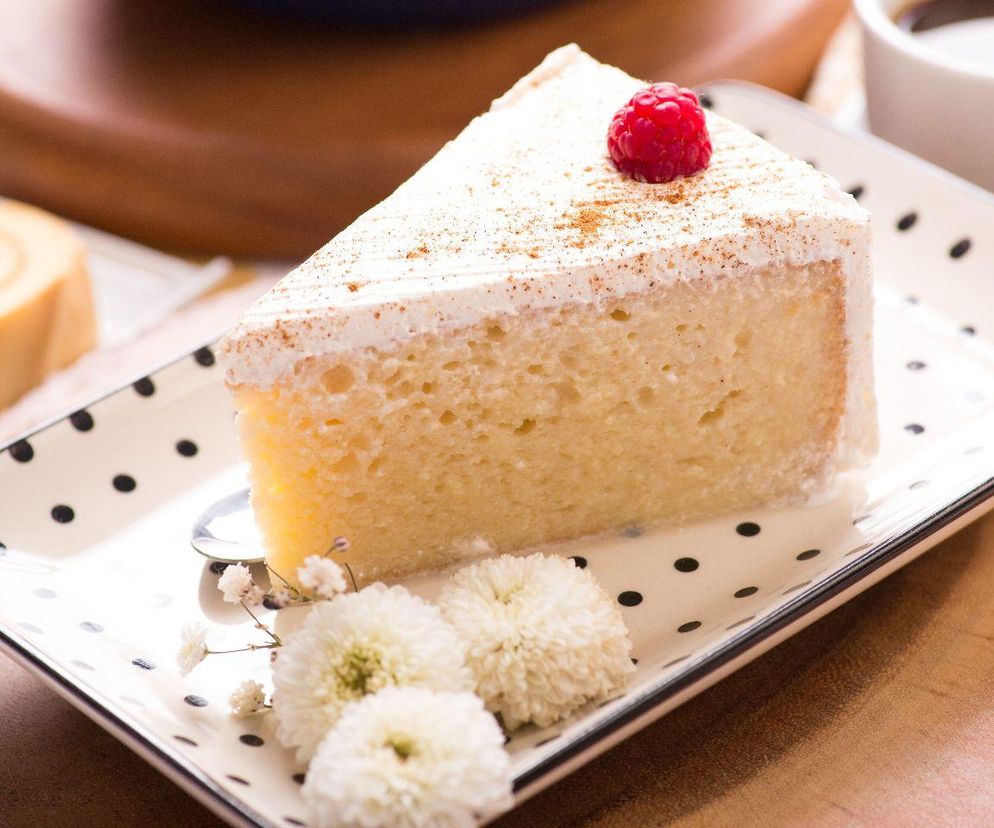 Tres Leches robię na różne okazje. To wyborne ciasto zachwyca obłędnym smakiem 