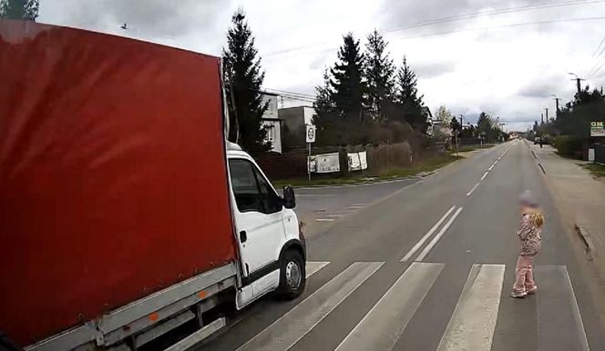 O krok od tragedii na pasach w Łochowie pod Bydgoszczą. Policja ujawniła materiał