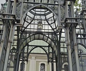 Neogotycki kiosk w Szewnie. Konstrukcja i symbolika