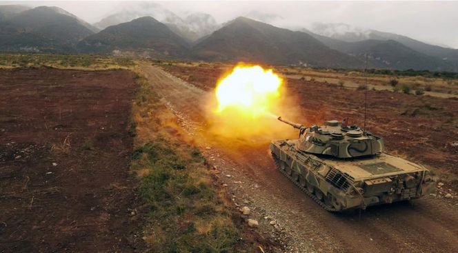 Ponad 400 nowych wozów bojowych i modernizacja czołgów. Niemcy kuszą Grecję