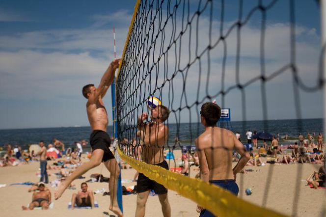 Turnieje siatkówki plażowej w Brzeźnie: Najbliższy rusza w niedzielę, zgłoś swoją drużynę!