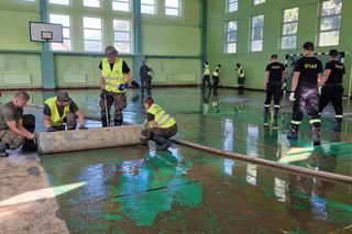 Bydgoskie szkoły pomagają uczniom i nauczycielom ze zniszczonej w powodzi placówki we Wleniu. Każdy może się przyłączyć