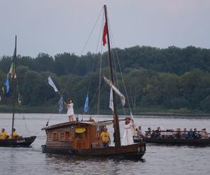 Festiwal Wisły 2023 w Bydgoszczy. Tak było na paradzie łodzi [ZDJĘCIA]