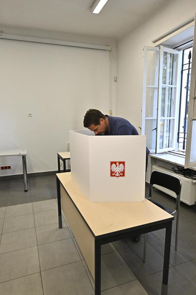 Tak głosują warszawscy politycy. Złapaliśmy Rafała Trzaskowskiego i Hannę Gronkiewicz-Waltz przy urnach