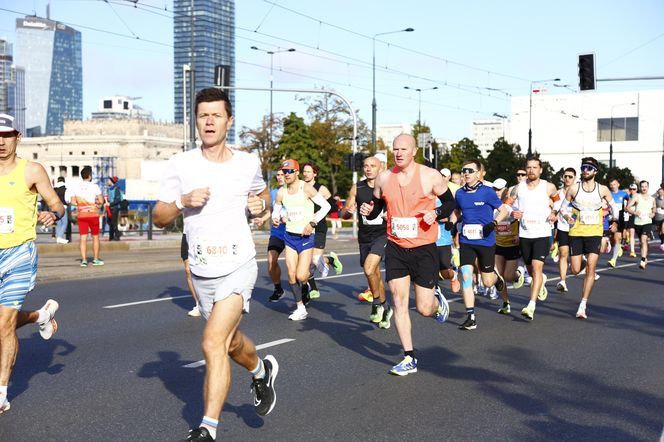 Uczestnicy 46. edycji Nationale-Nederlanden Maratonu Warszawskiego