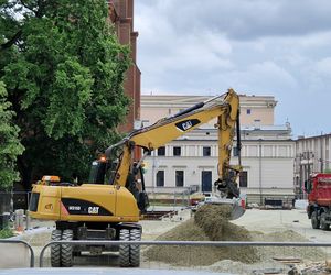 Tak przebiega rewitalizacja Placu Wolności w Bydgoszczy. Zaglądamy na plac budowy