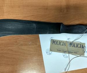 Atak z maczetą w Krakowie. Prawdziwy horror rozegrał się, gdy do 38-latka zapukali policjanci