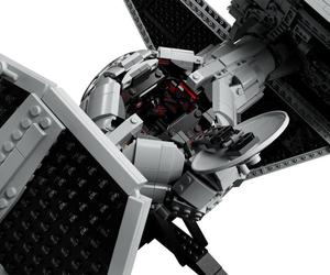 LEGO TIE Interceptor 