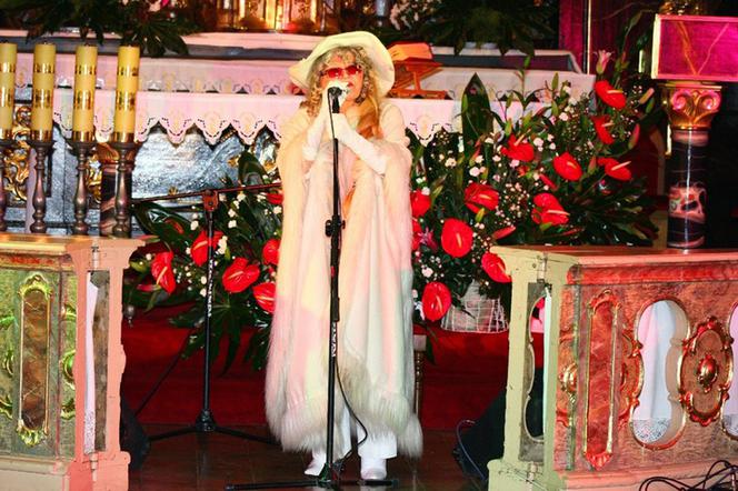 Violetta Villas NIE ŻYJE - zmarła w poniedziałek 5.12.2011 w Lewinie Kłodzkim. HISTORIA KARIERY i JEJ MAŁŻEŃSTW