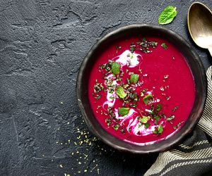 Zupa krem z buraczków z serem feta [WIDEO]