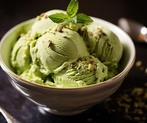 Bez białego cukru i tłustej śmietany. Te zdrowe lody pistacjowe zrobisz z 3 składników 