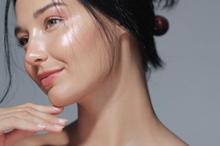 Ukojona skóra, zdrowy glow i mocny mikrobiom – sprawdź, dlaczego warto przetestować nową pielęgnację od MIYA Cosmetics